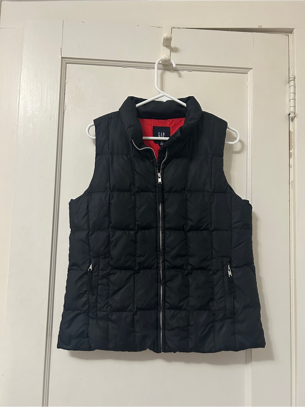 GAP Women's Black Quilted Puffer Vest with Red Lining